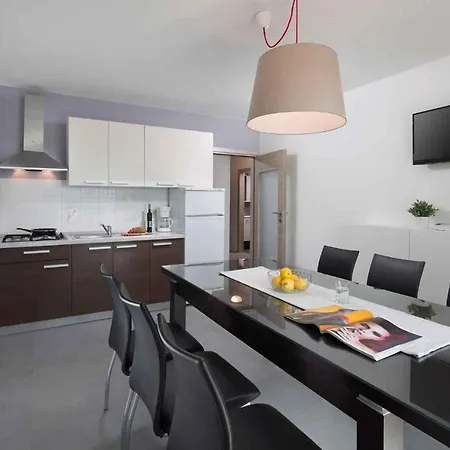 11 Apartment Rabac