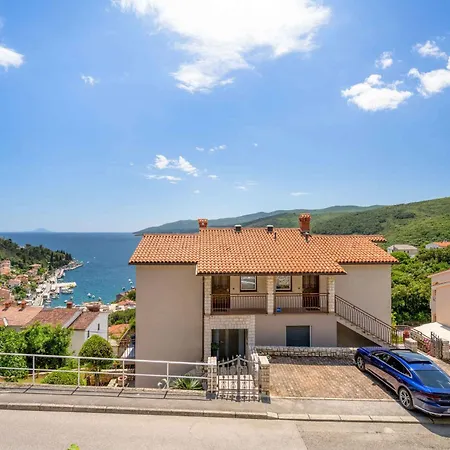 11 Apartment Rabac